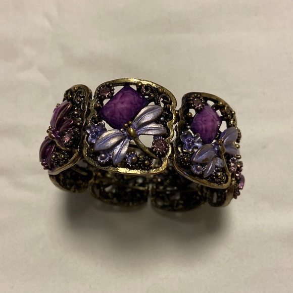 Cuff purple bracelet. The diameter is 2 1/2”. - Picture 1 of 1